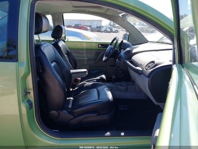 45265918 :رقم المزاد ، 3VWDD21C43M425245 vin ، 2003 Volkswagen New Beetle Glx مزاد بيع