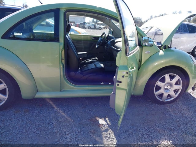 45265918 :رقم المزاد ، 3VWDD21C43M425245 vin ، 2003 Volkswagen New Beetle Glx مزاد بيع