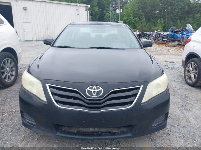 45265920 :رقم المزاد ، 4T1BF3EK1BU120240 vin ، 2011 Toyota Camry Le مزاد بيع
