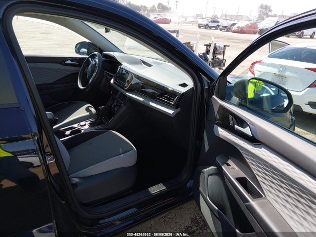 45265962 :رقم المزاد ، 3VVAX7B27PM330878 vin ، 2023 Volkswagen Taos 1.5t S مزاد بيع