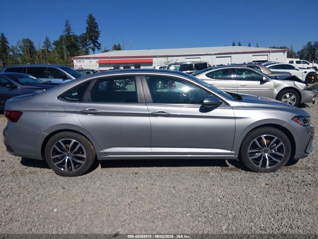 2025 Volkswagen Jetta 1.5t Se მანქანა იყიდება აუქციონზე, vin: 3VW7X7BU4SM072013, აუქციონის ნომერი: 45265970