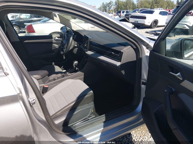 2025 Volkswagen Jetta 1.5t Se მანქანა იყიდება აუქციონზე, vin: 3VW7X7BU4SM072013, აუქციონის ნომერი: 45265970