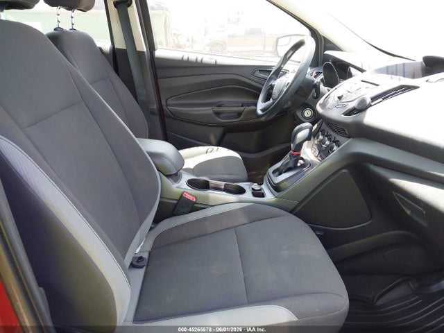 45265978 :رقم المزاد ، 1FMCU0F75FUA16746 vin ، 2015 Ford Escape S مزاد بيع