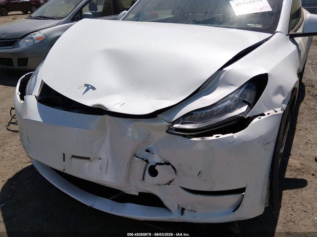 2023 Tesla Model Y Awd/long Range Dual Motor All-wheel Drive მანქანა იყიდება აუქციონზე, vin: 7SAYGDEE4PF615014, აუქციონის ნომერი: 45265979