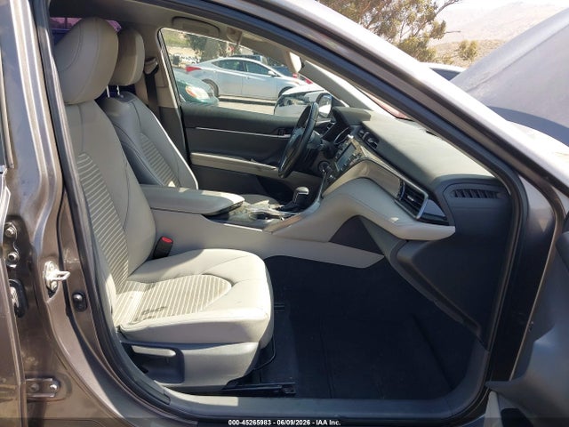 4T1B11HK8KU205123 Toyota CAMRY SE