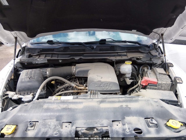 45265996 :رقم المزاد ، 1C6RR7KGXKS634396 vin ، 2019 Ram 1500 Classic Tradesman  4x4 5'7 Box مزاد بيع