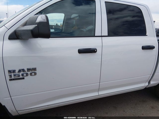 45265996 :رقم المزاد ، 1C6RR7KGXKS634396 vin ، 2019 Ram 1500 Classic Tradesman  4x4 5'7 Box مزاد بيع