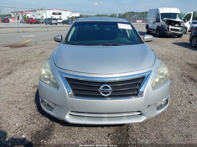 Продажа на аукционе авто 2015 Nissan Altima 2.5 Sl, vin: 1N4AL3AP8FC260930, номер лота: 45266000