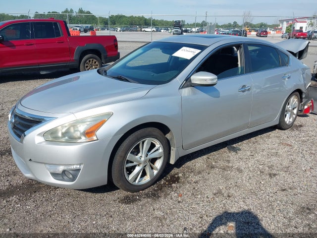 Продажа на аукционе авто 2015 Nissan Altima 2.5 Sl, vin: 1N4AL3AP8FC260930, номер лота: 45266000