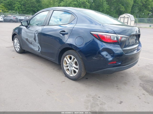 Продаж на аукціоні авто 2018 Toyota Yaris Ia, vin: 3MYDLBYV8JY304657, номер лоту: 45266012