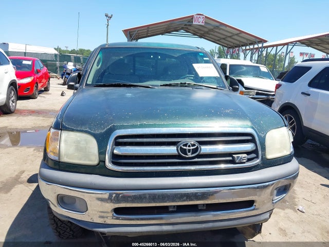 Продажа на аукционе авто 2001 Toyota Tundra Sr5 V8, vin: 5TBBT44121S184665, номер лота: 45266013