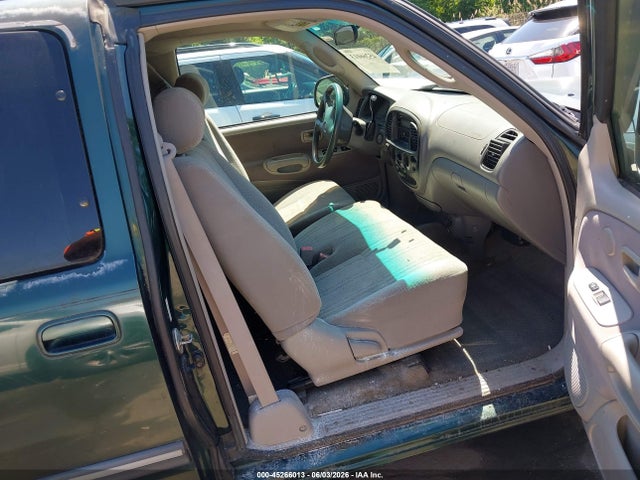 Продажа на аукционе авто 2001 Toyota Tundra Sr5 V8, vin: 5TBBT44121S184665, номер лота: 45266013