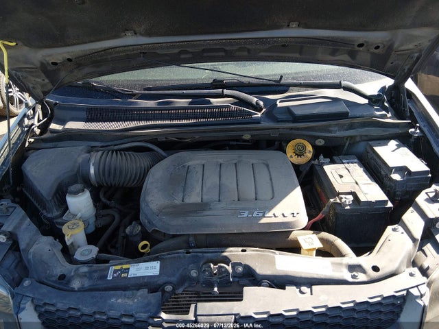 45266029 :رقم المزاد ، 2C4RDGEG8JR327246 vin ، 2018 Dodge Grand Caravan Gt مزاد بيع