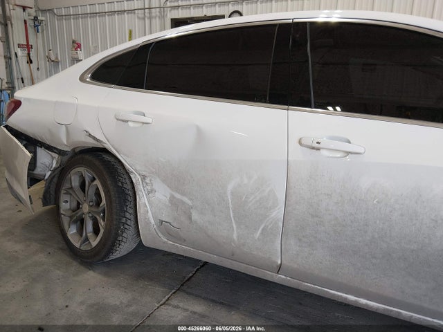 1G1ZD5ST3LF111068 Chevrolet Malibu Fwd Lt