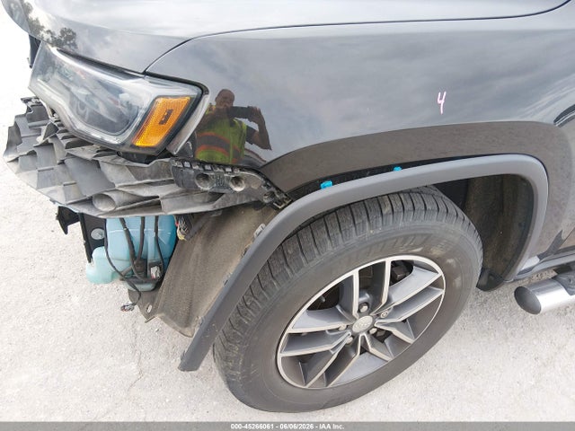 Продажа на аукционе авто 2017 Jeep Grand Cherokee Limited 4x4, vin: 1C4RJFBG6HC940279, номер лота: 45266061