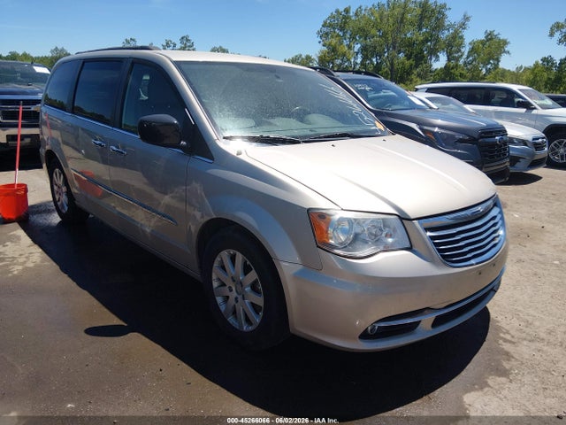 2012 Chrysler Town & Country Touring-l მანქანა იყიდება აუქციონზე, vin: 2C4RC1CG8CR393303, აუქციონის ნომერი: 45266066