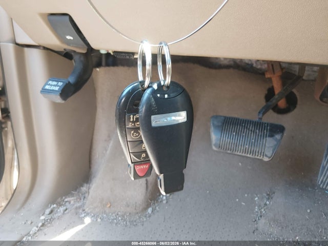 2012 Chrysler Town & Country Touring-l მანქანა იყიდება აუქციონზე, vin: 2C4RC1CG8CR393303, აუქციონის ნომერი: 45266066