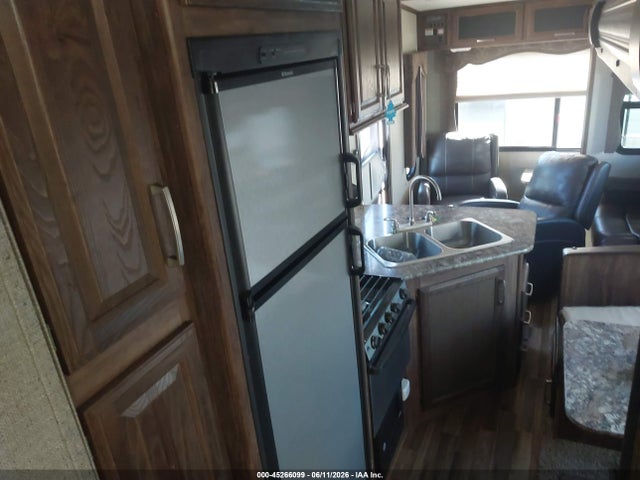 Keystone Rv Cougar 2016 4YDF26R28GV508500 Image 14