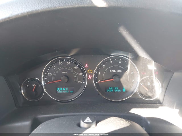 45266102 :رقم المزاد ، 1J8HG48K57C690325 vin ، 2007 Jeep Commander Sport مزاد بيع