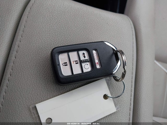 Honda Insight Touring 2019 19XZE4F95KE003525 Image 11