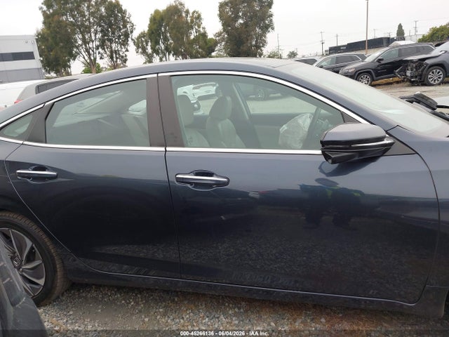 Honda Insight Touring 2019 19XZE4F95KE003525 Image 13