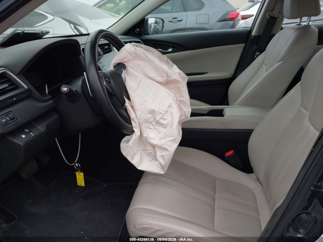 Honda Insight Touring 2019 19XZE4F95KE003525 Image 17
