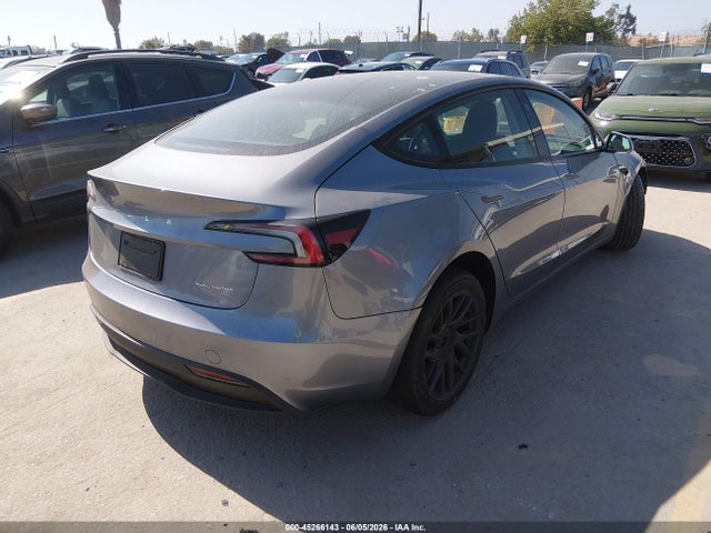 Tesla Model 3 Long Range All-wheel Drive 2025 5YJ3E1EB4SF966676 Image 4