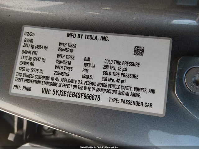 45266143 :رقم المزاد ، 5YJ3E1EB4SF966676 vin ، 2025 Tesla Model 3 Long Range All-wheel Drive مزاد بيع
