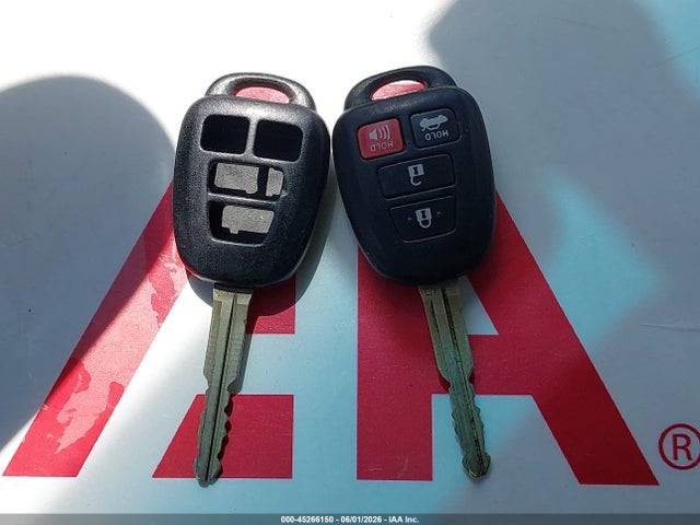2014 Toyota Camry Le მანქანა იყიდება აუქციონზე, vin: 4T4BF1FK0ER371134, აუქციონის ნომერი: 45266150