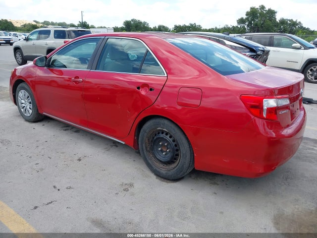 2014 Toyota Camry Le მანქანა იყიდება აუქციონზე, vin: 4T4BF1FK0ER371134, აუქციონის ნომერი: 45266150
