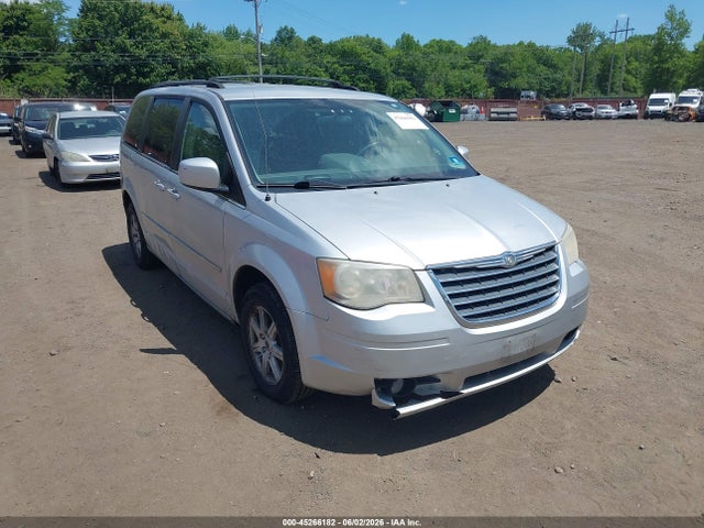 45266182 :رقم المزاد ، 2A4RR5D18AR451143 vin ، 2010 Chrysler Town & Country Touring مزاد بيع