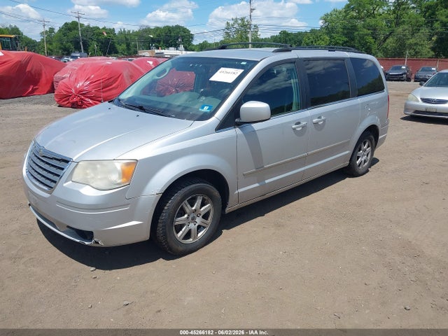 45266182 :رقم المزاد ، 2A4RR5D18AR451143 vin ، 2010 Chrysler Town & Country Touring مزاد بيع