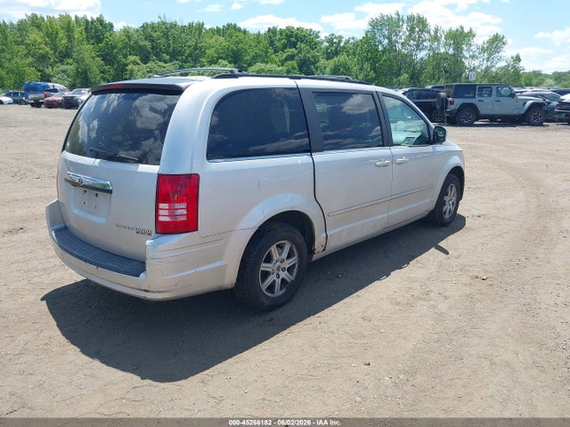 45266182 :رقم المزاد ، 2A4RR5D18AR451143 vin ، 2010 Chrysler Town & Country Touring مزاد بيع