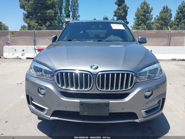 45266185 :رقم المزاد ، 5UXKR0C33H0X77318 vin ، 2017 Bmw X5 Xdrive35i مزاد بيع