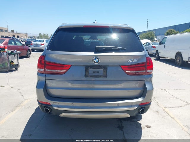 45266185 :رقم المزاد ، 5UXKR0C33H0X77318 vin ، 2017 Bmw X5 Xdrive35i مزاد بيع