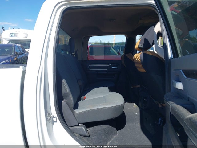 3C6UR5JL6LG141045 RAM 2500 Big Horn 4x4 8&#039; Box