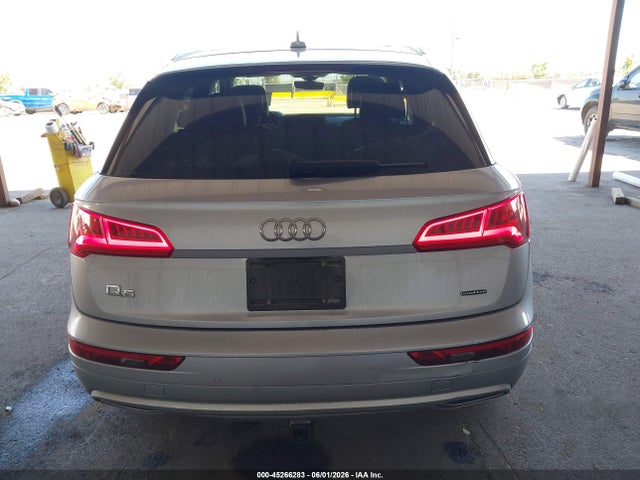 WA1BNAFY5K2103218 Audi Q5 45 Premium