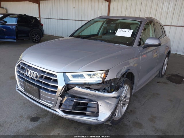 WA1BNAFY5K2103218 Audi Q5 45 Premium