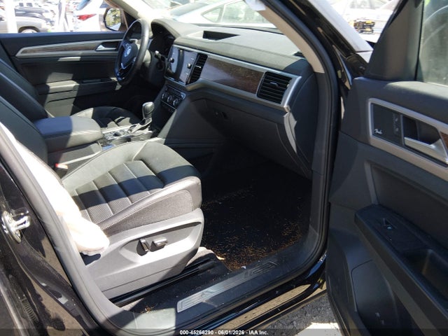 Продажа на аукционе авто 2018 Volkswagen Atlas 3.6l V6 Sel Premium, vin: 1V2NR2CA3JC552134, номер лота: 45266290