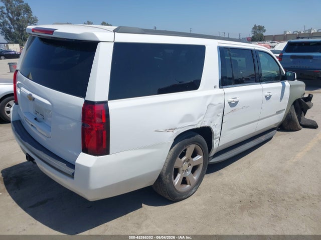 Chevrolet Suburban Lt 2017 1GNSCHKC7HR408063 Image 4