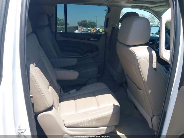 Chevrolet Suburban Lt 2017 1GNSCHKC7HR408063 Image 8