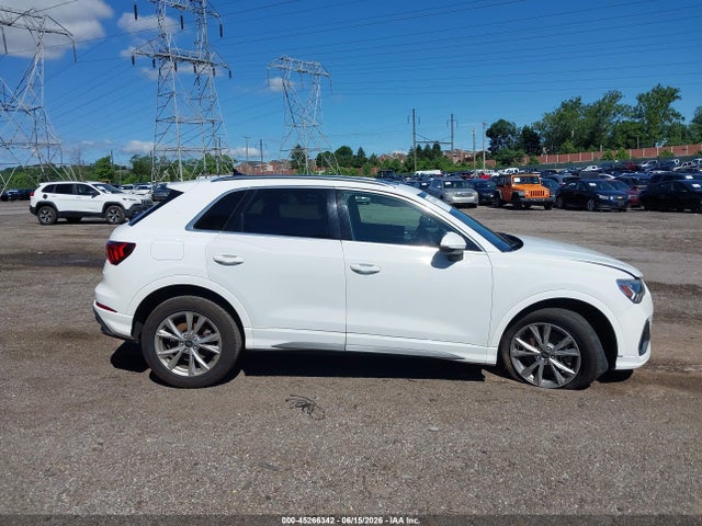 Aukcja sprzedaży 2023 Audi Q3 Premium 45 Tfsi S Line Quattro Tiptronic, vin: WA1DECF31P1109152, numer aukcji: 45266342