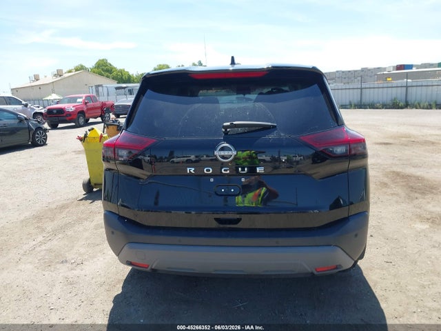 5N1BT3AA9PC928998 Nissan Rogue S Fwd