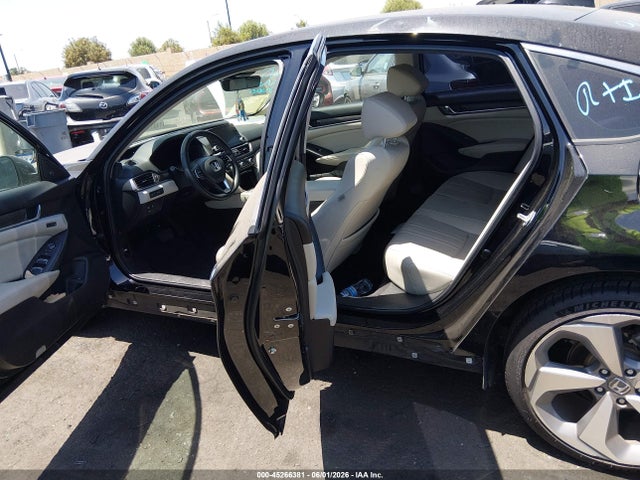 Продажа на аукционе авто 2018 Honda Accord Touring 2.0t, vin: 1HGCV2F94JA004436, номер лота: 45266381