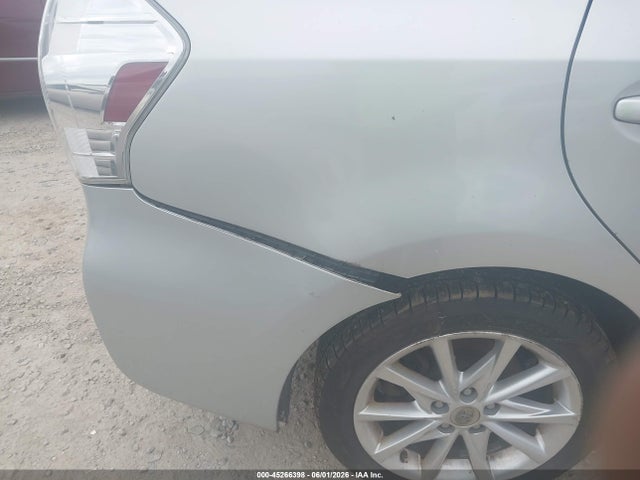 Продажа на аукционе авто 2012 Toyota Prius V Five, vin: JTDZN3EU7C3175323, номер лота: 45266398