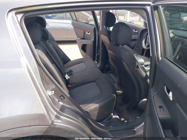 KIA Sportage Lx 2015 KNDPB3AC4F7777090 Image 8