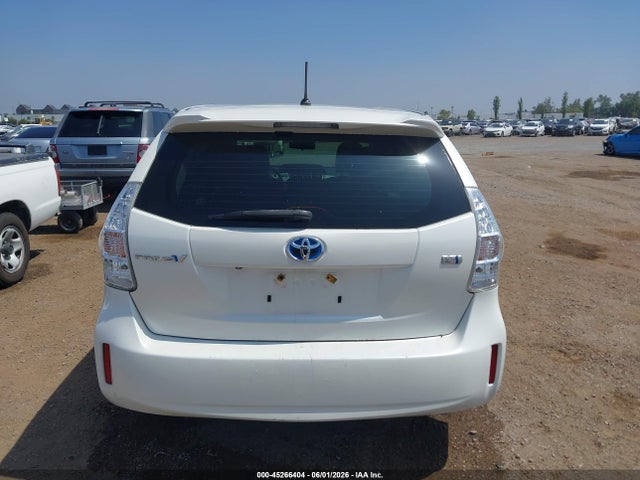 Toyota Prius V Two 2014 JTDZN3EU5EJ011860 Image 17