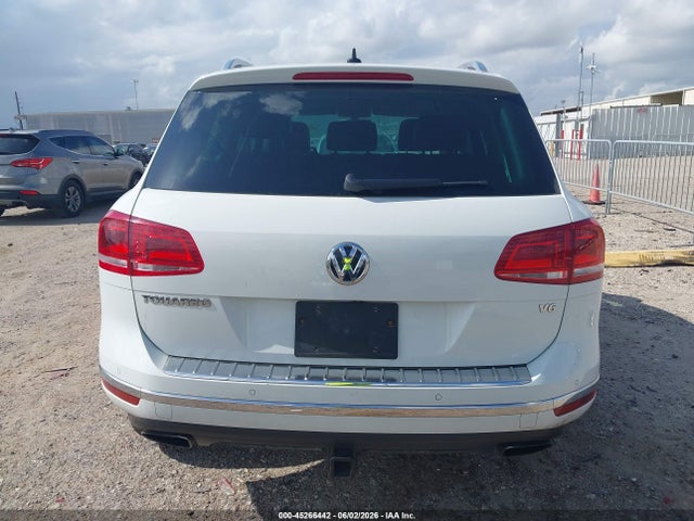 2016 Volkswagen Touareg Vr6 Lux მანქანა იყიდება აუქციონზე, vin: WVGEF9BP7GD001146, აუქციონის ნომერი: 45266442