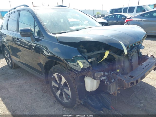 Продаж на аукціоні авто 2018 Subaru Forester 2.5i Premium, vin: JF2SJAEC5JH457602, номер лоту: 45266444