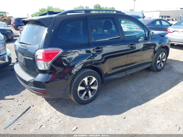 Продаж на аукціоні авто 2018 Subaru Forester 2.5i Premium, vin: JF2SJAEC5JH457602, номер лоту: 45266444